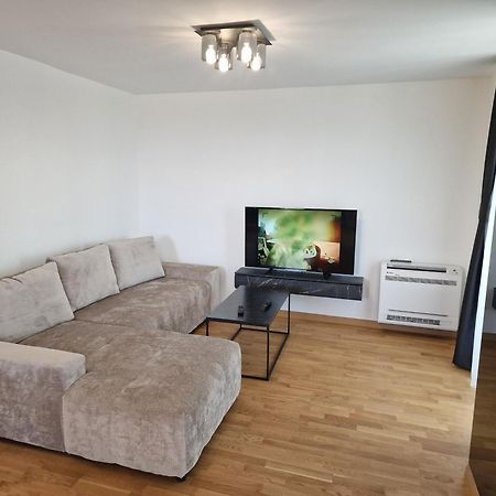 Petkov5Ki.Luxuryapartments Skopje Bagian luar foto