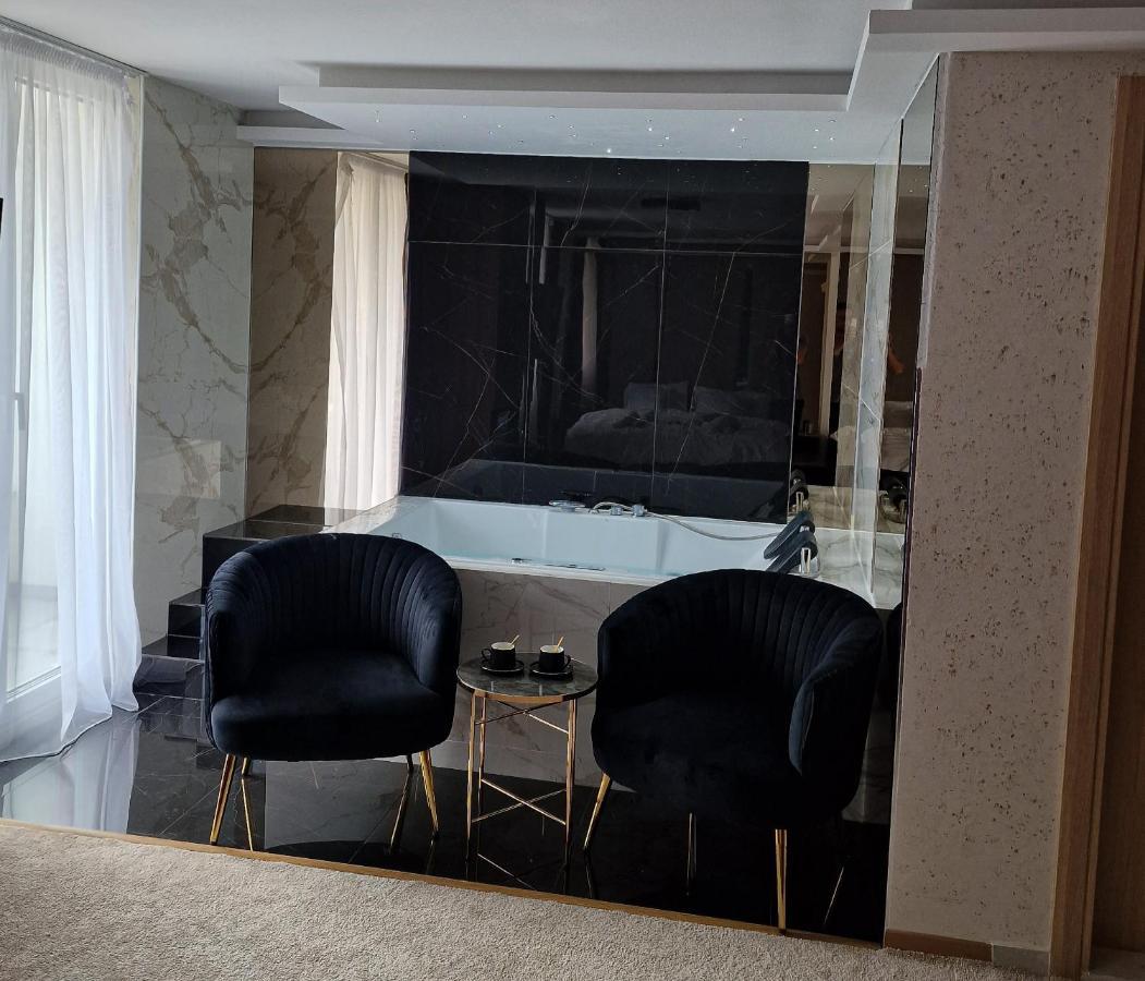 Petkov5Ki.Luxuryapartments Skopje Bagian luar foto