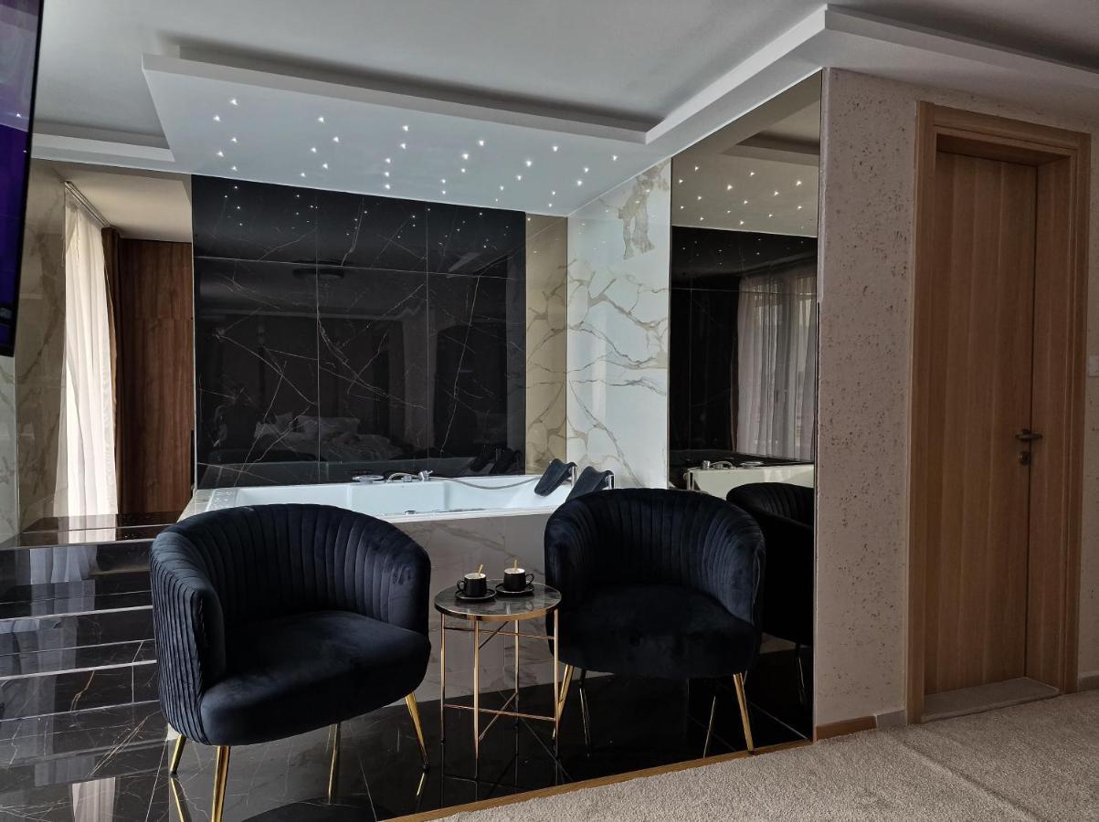 Petkov5Ki.Luxuryapartments Skopje Bagian luar foto