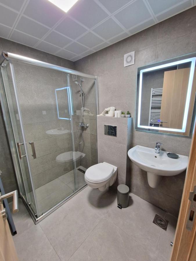 Petkov5Ki.Luxuryapartments Skopje Bagian luar foto