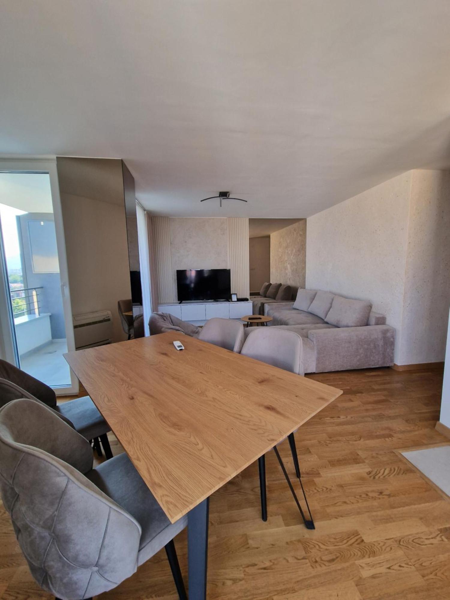 Petkov5Ki.Luxuryapartments Skopje Ruang foto